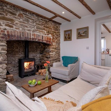 Beautiful Coastal Cottage In East Prawle Kingsbridge  Extérieur photo